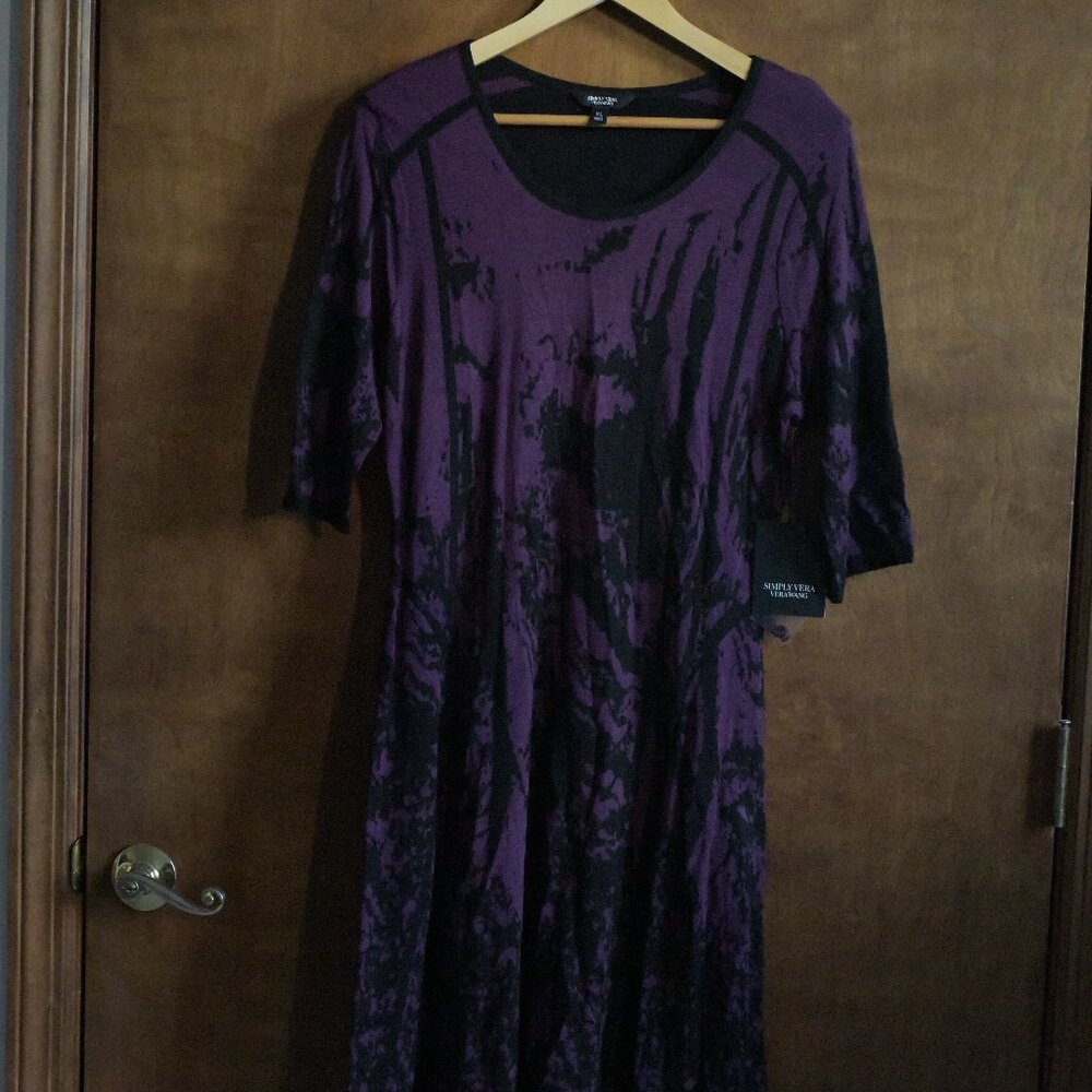 NWT Gorgeous Purple and Black Sweater Dress. Simply Vera, Vera Wang. Women's XL.